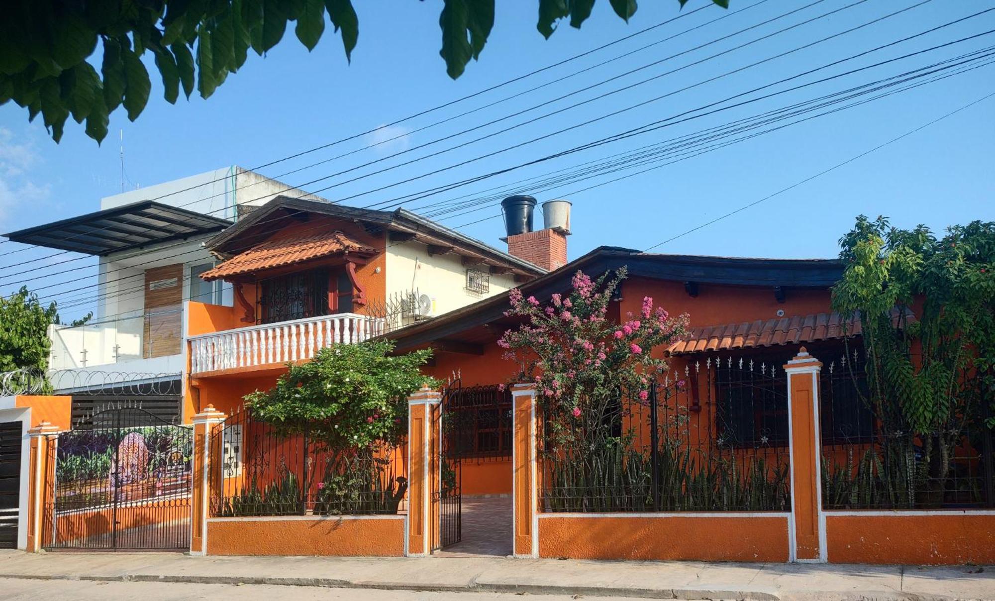 El Jaguar Casa Hotel Leticia Ngoại thất bức ảnh